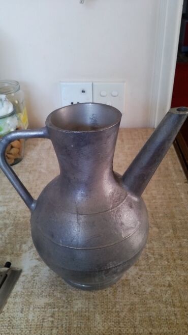 Qrafinlər və səhənglər: Şüşə — 25