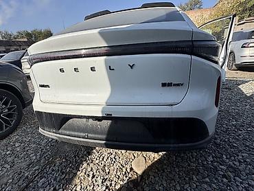 Geely: Geely Geometry E: 2026 г., Электромобиль, Кроссовер — 3