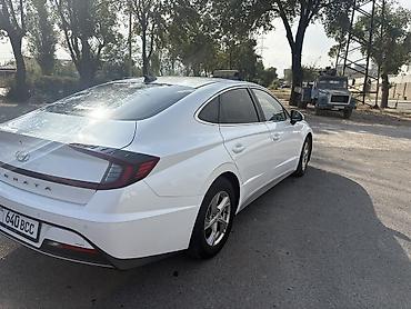 хендлер: Hyundai Sonata: 2020 г., Газ — 4