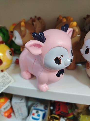 funco pop: Игрушка «Оленёнок» — розовая фигурка с темно‑синими рожками и черным — 1