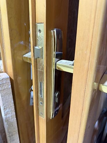 Qapılar və aksessuarlar: Yeni 4 eded Taxta şüşəli qapı dəsti domollarda var - Material: təbii — 2