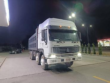 купить шины на самосвал: Самосвал HOWO Sinotruk 8x4 - Тип: тяжелый самосвал, колесная формула — 3