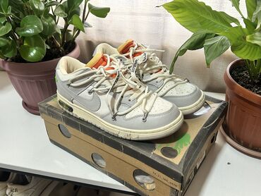 лоро пьяна: Мужские кроссовки, 41.5, Nike, Новый, цвет - Белый, Самовывоз