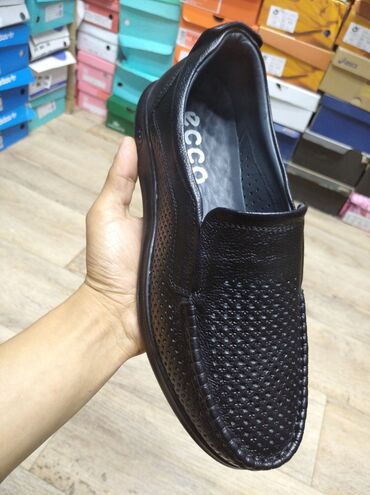 li ning мужские кроссовки: ECCO кожа