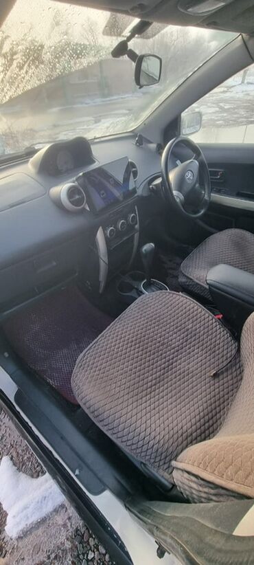 Toyota: Toyota ist: 2003 г., 1.5 л, Автомат, Бензин, Хэтчбэк — 7