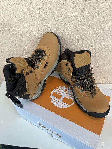 ботинки размер 35: Timberland оригинал, куплены в США, чеки имеются, обменяю на