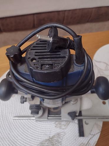 Glodala: Glodalo frezer 1050W - Frezer donešen iz Nemačke model CING CRAFT na lalafo.rs — 2 Glodala: Glodalo frezer 1050W - Frezer donešen iz Nemačke model CING CRAFT — 2