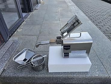 Yağ çəkən aparatlar: Yağ çəkən aparat Ekransız model 500 azn Ekranlı model 700 azn — 8