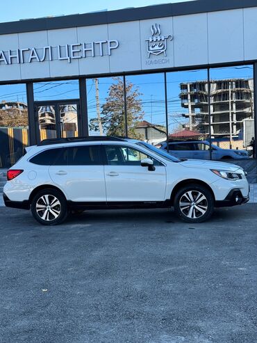 Subaru: Subaru Outback: 2017 г., 2.5 л, Типтроник, Бензин, Универсал