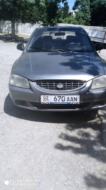 Hyundai: Hyundai Accent: 2004 г., 1.5 л, Механика, Бензин, Седан