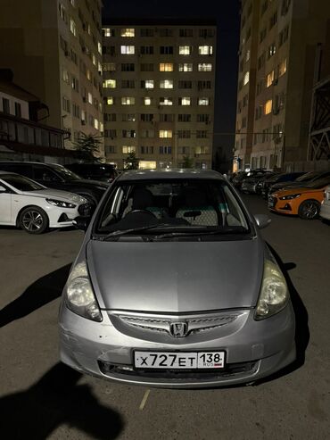 рассрочка авто без первоначального взноса: Honda Fit: 2003 г., 1.3 л, Вариатор, Бензин, Хэтчбэк