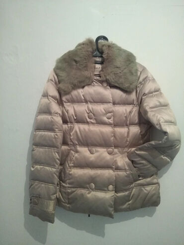 22 объявлений | lalafo.kg: Женская куртка S (36), M (38), цвет - Бежевый, 0101 Brand