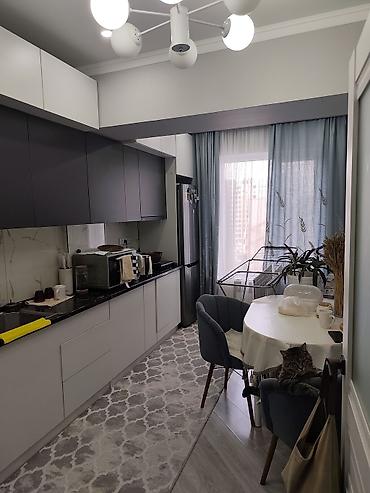 royal: 1 комната, 37 м², Филармония Элитка, 9 этаж, Дизайнерский ремонт — 1