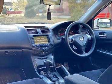 скол: Honda Accord: 2003 г., 2.4 л, Автомат, Бензин, Седан — 7