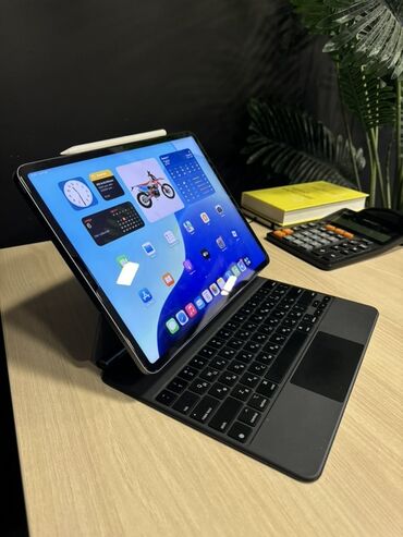 сколько стоит айпад с клавиатурой: Планшет, Apple, память 512 ГБ, 12" - 13", Wi-Fi, Классический цвет - Черный