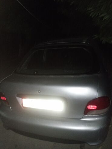 машина в караколе: Hyundai Accent: 1998 г., 1.4 л, Механика, Бензин, Хетчбек