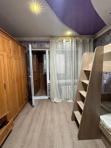 квартира с подсления: 3 бөлмө, 65 кв. м, 105-серия, 1 кабат, Евроремонт