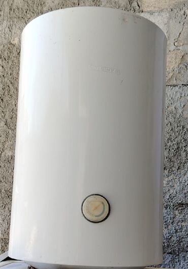 işlənmiş paltaryuyan maşınların satışı: Ariston 80 litir satılır 50m əlaqə 0505841024