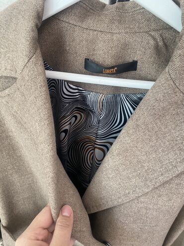 Другая женская одежда: Продаю вещи по очень хорошей цене, одевала 2-3раза на счет цен пишите! — 3