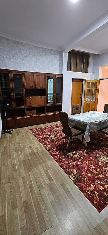 Kirayə otaqlar: Ev 8 noyabr metrosunun düz yanında yerləşir, Bakı dövlət universiteti — 7