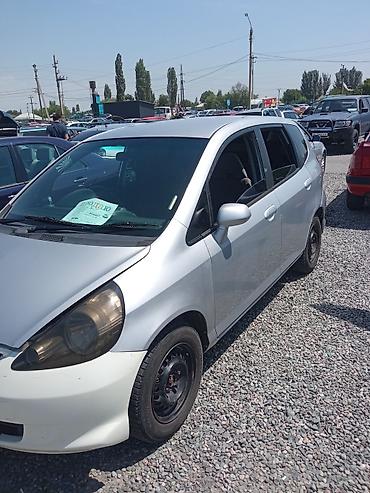 Honda: Honda Fit: 2002 г., 1.3 л, Вариатор, Бензин, Хэтчбэк — 2