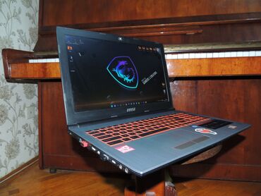 intel: MSI, 15.6 ", Intel Core i5, 1 TB