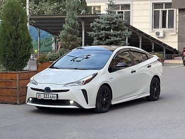 byd e1: Toyota Prius: 2019 г., 1.8 л, Автомат, Гибрид — 1
