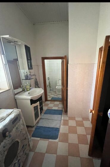 Həyət evləri və villaların satışı: Binəqədi qəs. 6 otaqlı, 180 kv. m, Kredit yoxdur, Orta təmir — 10