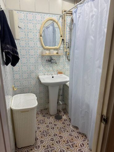 Köhnə tikili: Bakı, 2 otaqlı, Köhnə tikili, m. Həzi Aslanov, 60 kv. m — 12