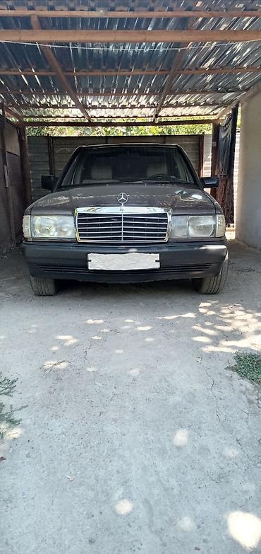 фургоны категории б: Mercedes-Benz 190 (W201): 0.2 л | 1990 г. Седан — 2