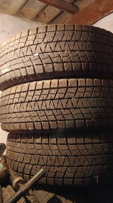 Шины: Шины 225 / 65 / R 17, Зима, Б/у, Комплект, Япония, Bridgestone