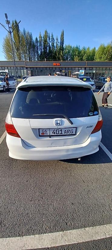 Honda: Honda Fit: 2004 г., 1.5 л, Вариатор, Бензин, Хэтчбэк at lalafo.kg — 7 Honda: Honda Fit: 2004 г., 1.5 л, Вариатор, Бензин, Хэтчбэк — 7