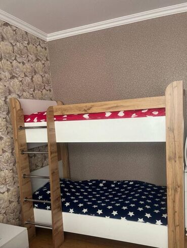 qızlar üçün ad günü tortları: Для девочки и мальчика, Кровать