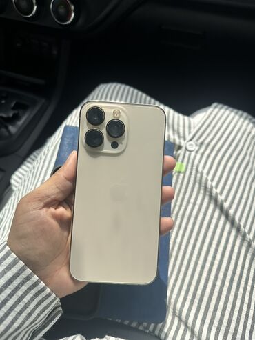 Apple iPhone: IPhone 13 Pro, Б/у, 128 ГБ, Rose Gold, Зарядное устройство, Защитное стекло, Чехол, 75 %