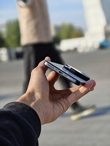 pixel 4: Vivo X200 Ultra, Новый, 512 ГБ, цвет - Черный, 1 SIM, 2 SIM, eSIM — 5