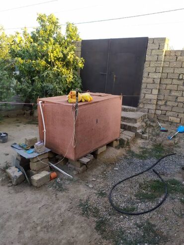 çən işlənmiş: Bak, Paslanmayan polad, 4000 l l, İşlənmiş, Ünvandan götürmə