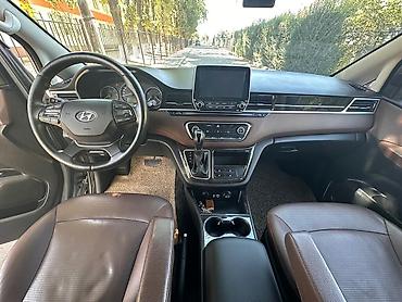 bestune 2024: Hyundai H-1: 2019 г., 2.5 л, Автомат, Дизель, Минивэн — 8
