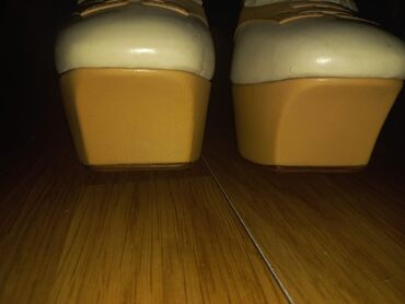 Tuflilər: Tuflilər, Ölçü: 40, rəng - Bej, Yeni — 5