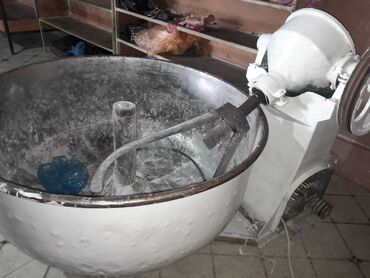kafe aparati: Turkiyə istehsalı xəmirqarısdiran aparat satilir. 3faza ilə işləyir
