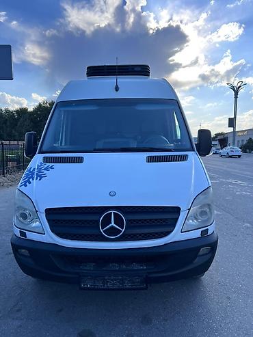левый крыло мерс 124: Mercedes-Benz Спринтер: 2007 г., 2.2 л, Автомат, Дизель, Фургон — 3