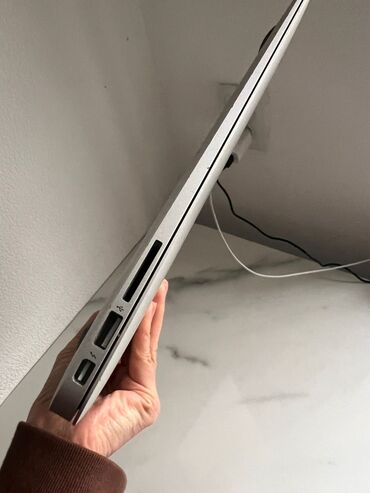 Ноутбуки: Нетбук, Apple, 32 ГБ ОЗУ, Intel Core i7, 17 ", Б/у, Для работы, учебы, память SSD — 4