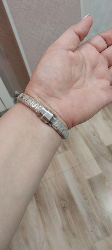 Bilərziklər: Bilərzik — 5