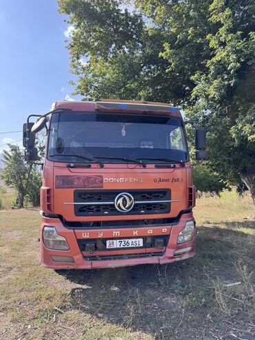 срочно продаю нужны деньги очень срочно: Dongfeng : 2012 г., 10 л, Механика, Дизель