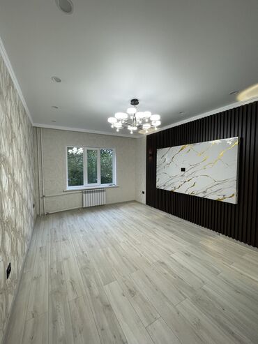 снять квартиру в 10 мкр: 2 комнаты, 50 м², 105 серия, 1 этаж, Евроремонт