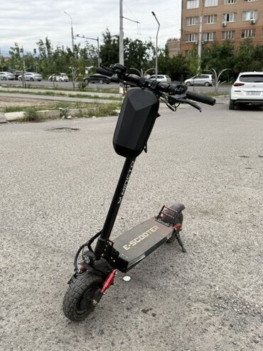 электроный скутер: Электросамокат E - SCOOTER предназначенный для передвижения по
