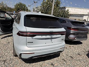 2023: Geely Atlas Pro: 2023 г., 1.5 л, Автомат, Гибрид, Кроссовер — 10