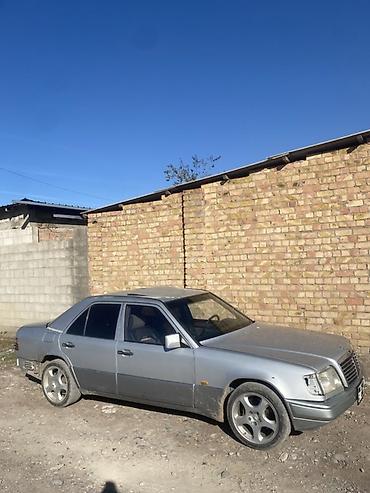 Mercedes-Benz E-Class: 1993 г., 3.2 л, Автомат, Бензин, Седан