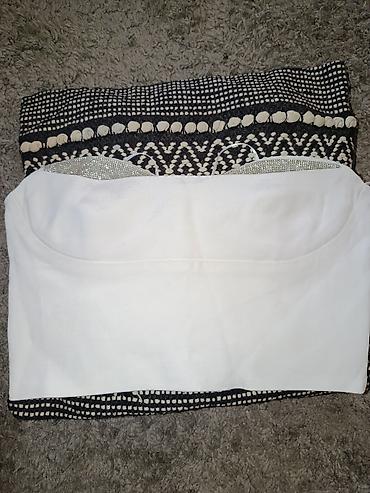 helanke sa trakom: Zara korse sa diskretnim sjajem na ivici dekoltea. - Model — 4