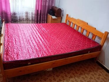 бу спальный мебель: Диван Б/У из натурального дерева Размер длина 2.00м ширина 1.80 см