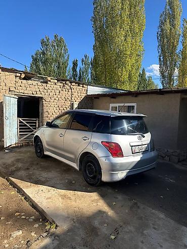 Toyota: Toyota Ist: 2002 г., 1.5 л, Автомат — 11